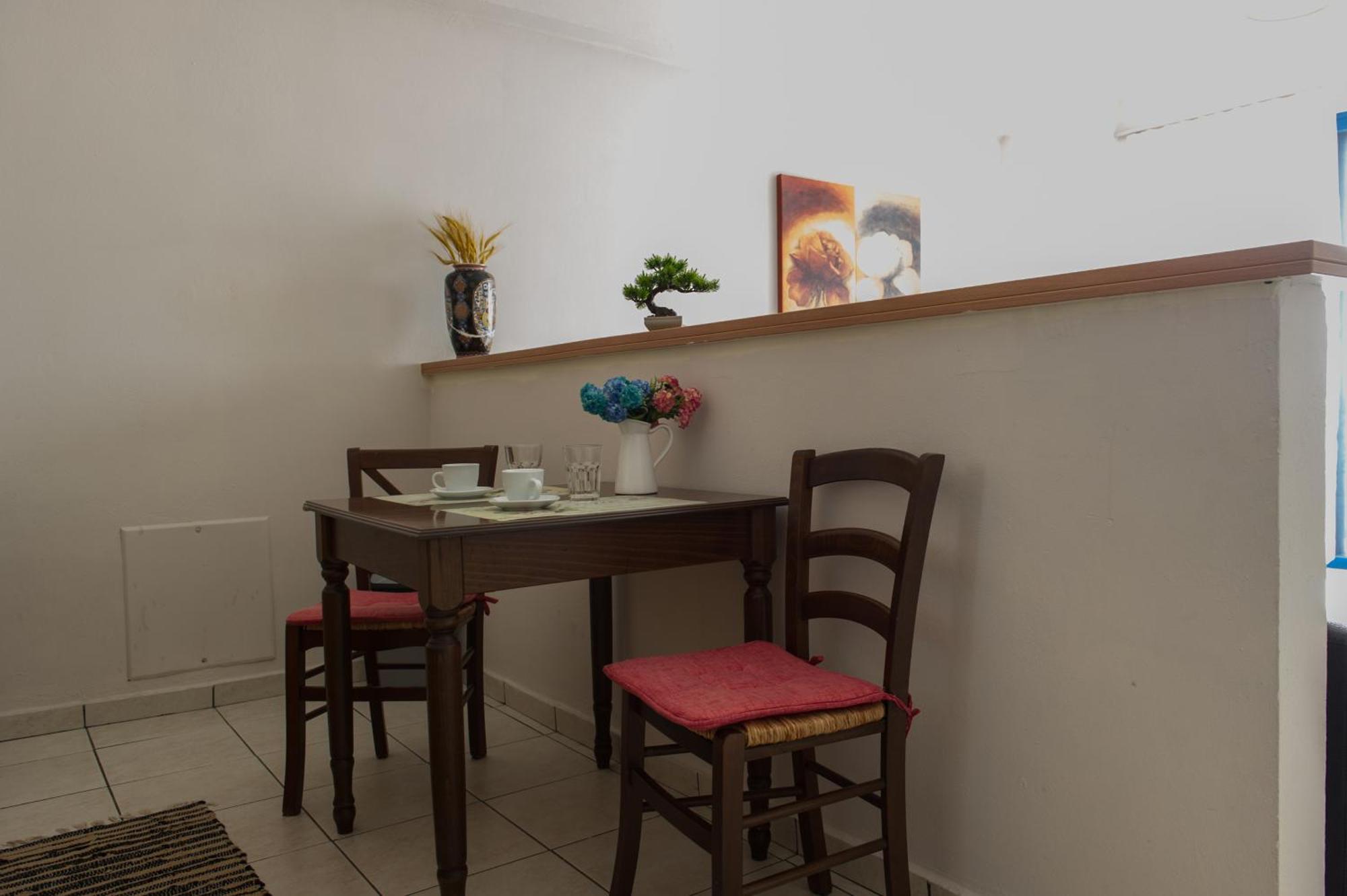 Kamari Blue Apartments Каламата Экстерьер фото
