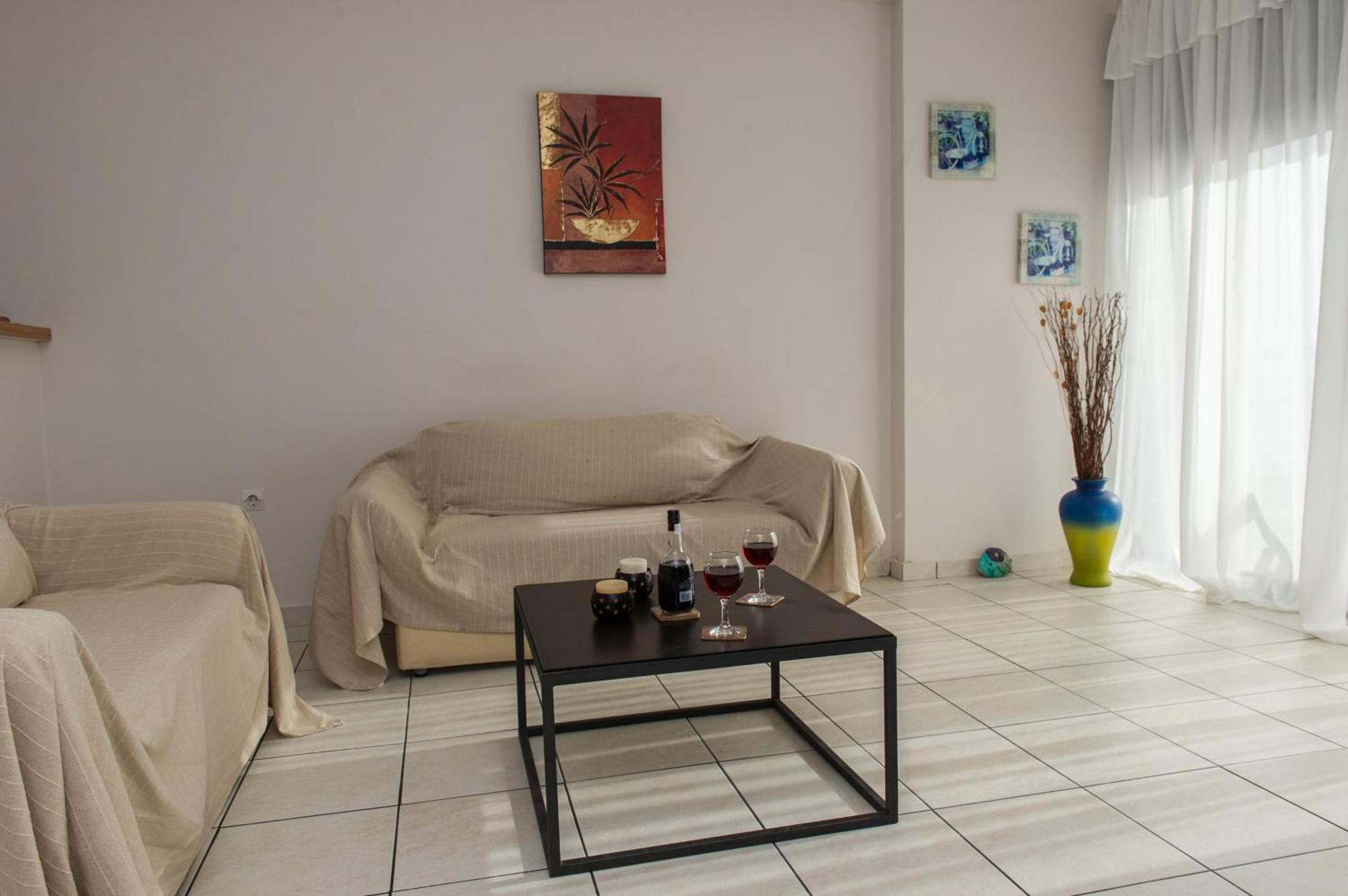 Kamari Blue Apartments Каламата Экстерьер фото
